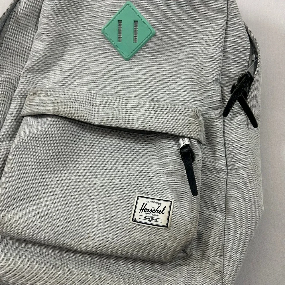 Herschel Heritage Backpack Light Gray 21.5L Laptop School Travel Bag Lightweight